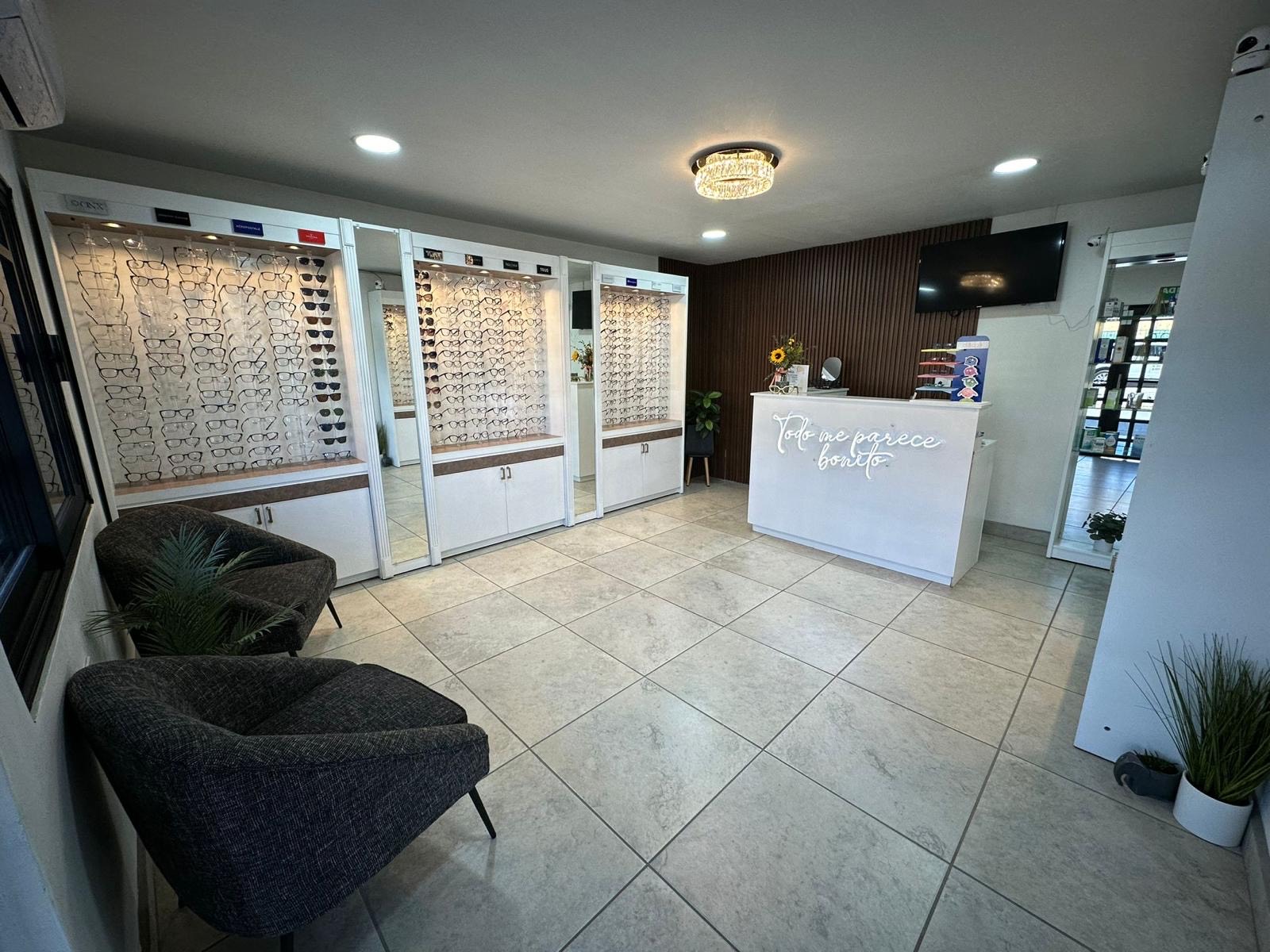 Consultorio de Alvarez Eye Wellness Center en Tecate
